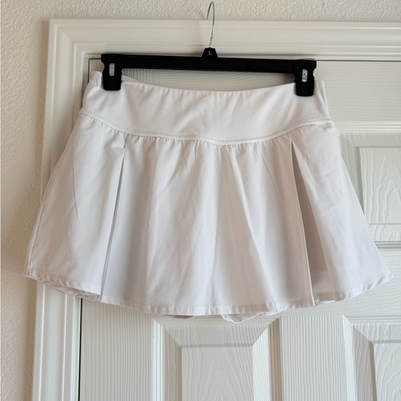 Aeropostale White Skort - Picture 3 of 5